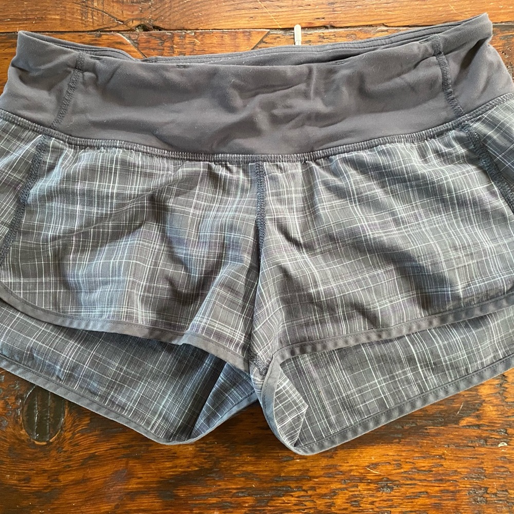 Lululemon hotty hot shots size 2